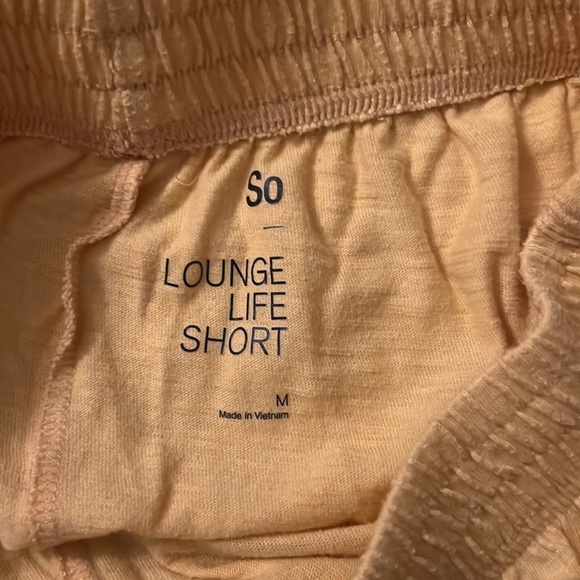 SO yellow lounge shorts - Picture 3 of 3